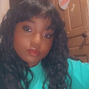 Meet your Posher, Kenyana